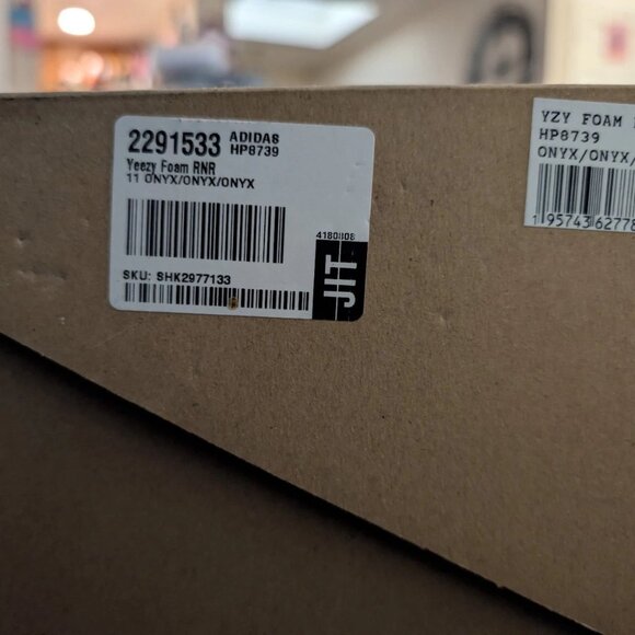 Adidas Yeezy Foam RNR Onyx HP8739 Men’s Size 11 Black Runner Slip On Shoes - Picture 7 of 7